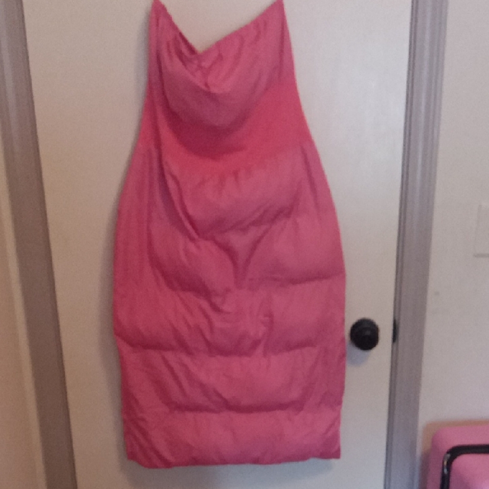 Elegant Pink Women's Dress - Picture 2 of 4